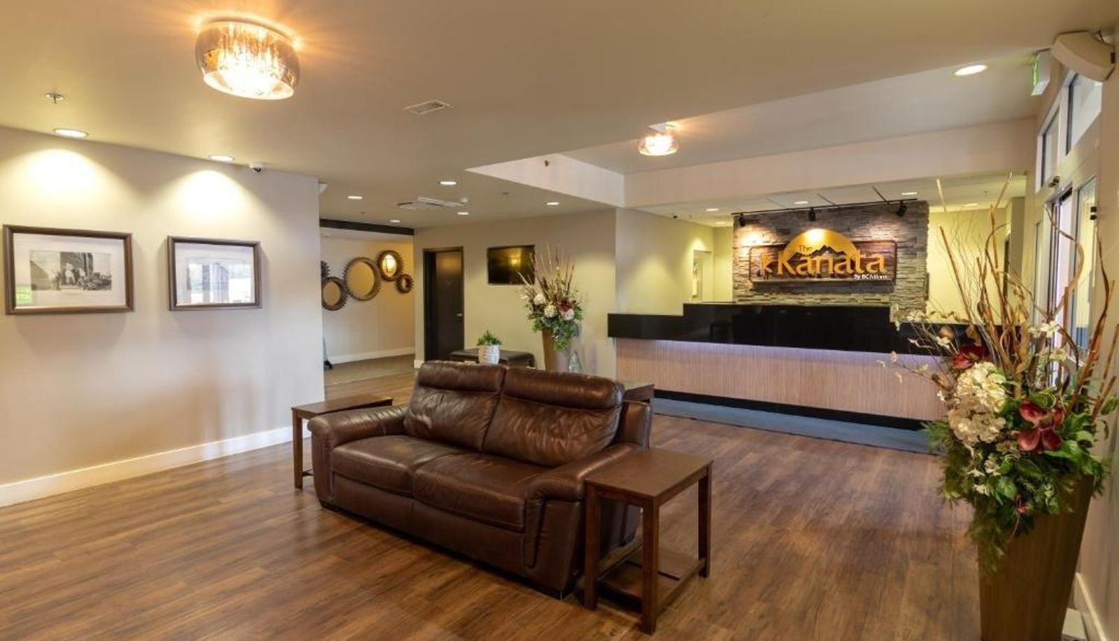 Sala - The Kanata by BCMInns Whitecourt