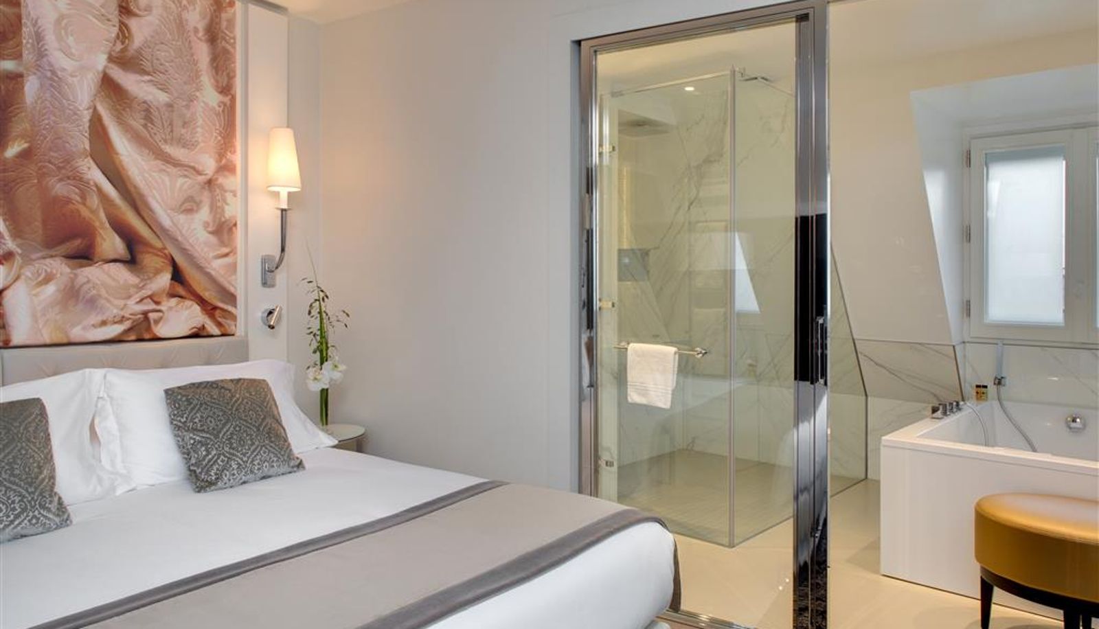 Room - LA VILLA HAUSSMANN
