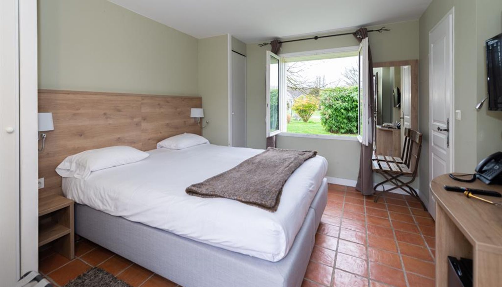 Room - Hotel Golf Parc Robert Hersant