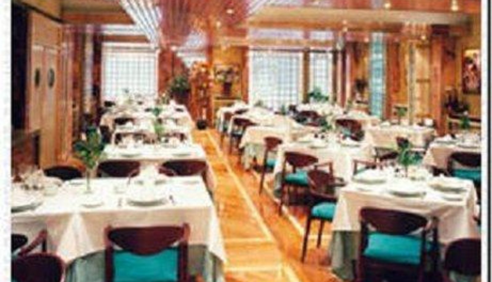 Restaurant - APARTO-HOTEL ROSALES
