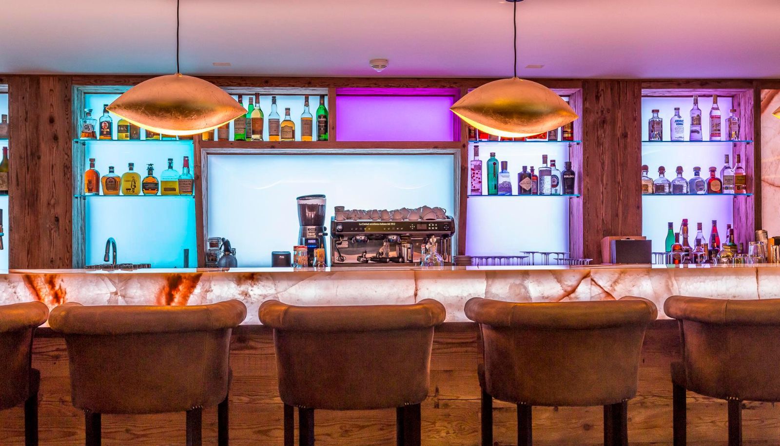 Bar - Hôtel de Rougemont & Spa
