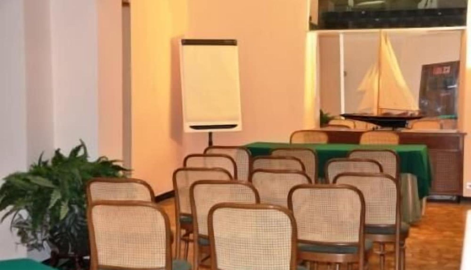 Sala de reuniones - Hotel La Capannina