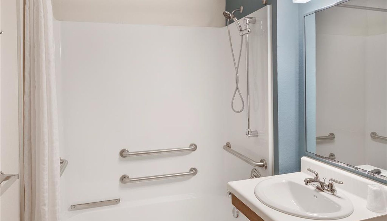 Room - WoodSpring Suites Las Colinas - Northwest Dallas