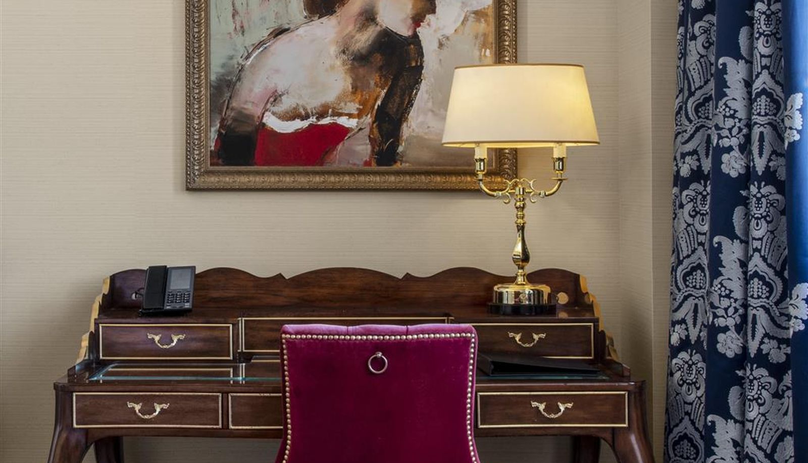 Camera - Waldorf Astoria Washington DC