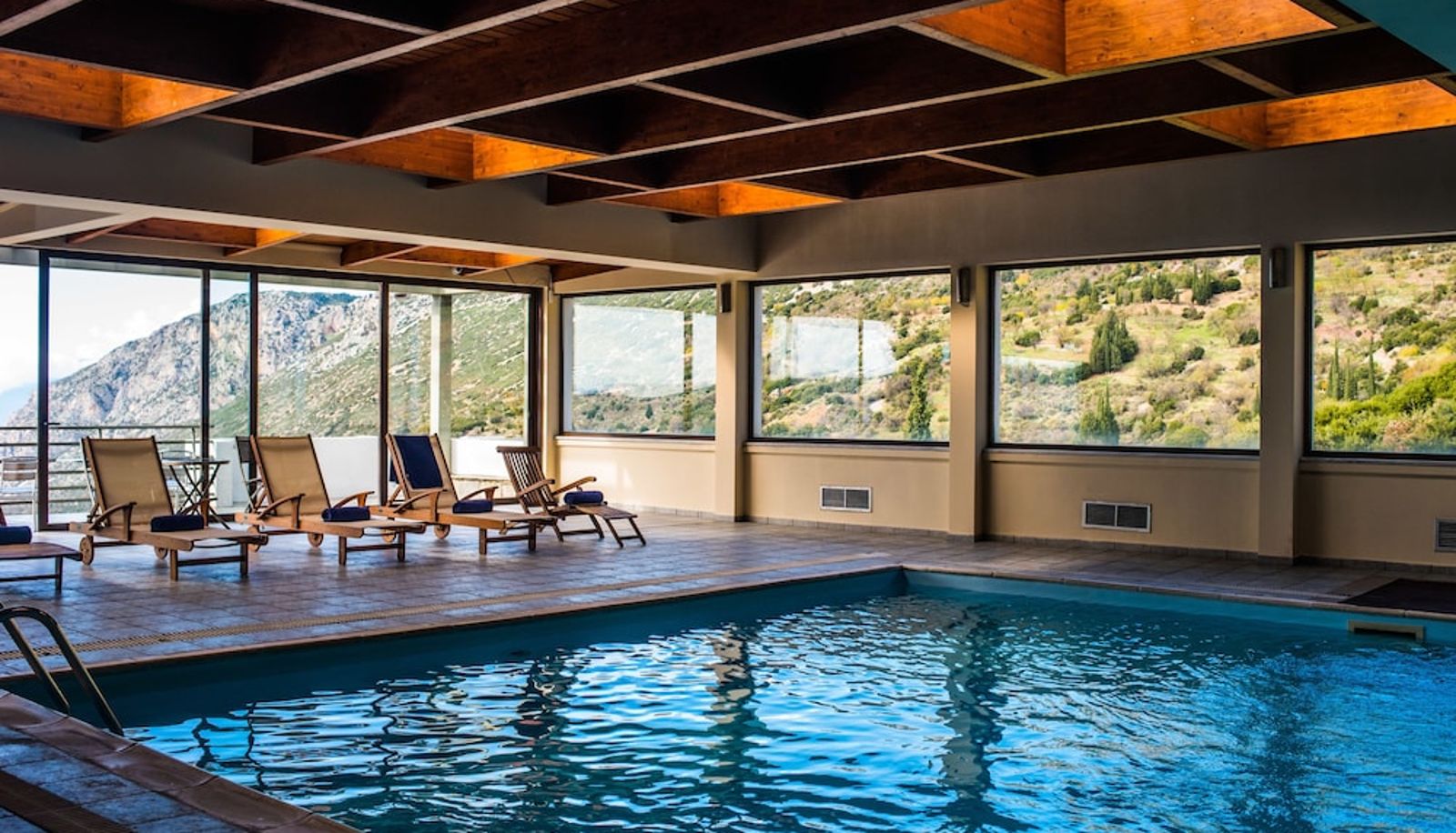 Basen - Anemolia Mountain Resort