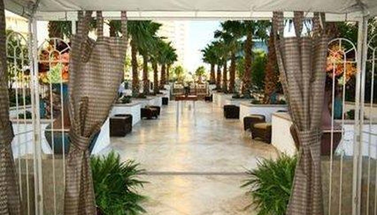 Interior view - Signature by Luxury Suites International
