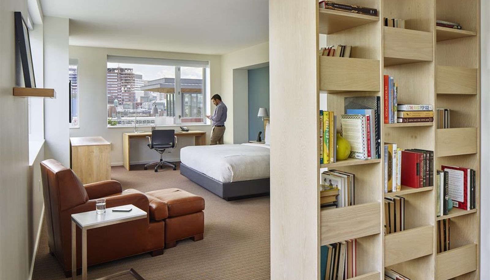 Room - The Study at University City