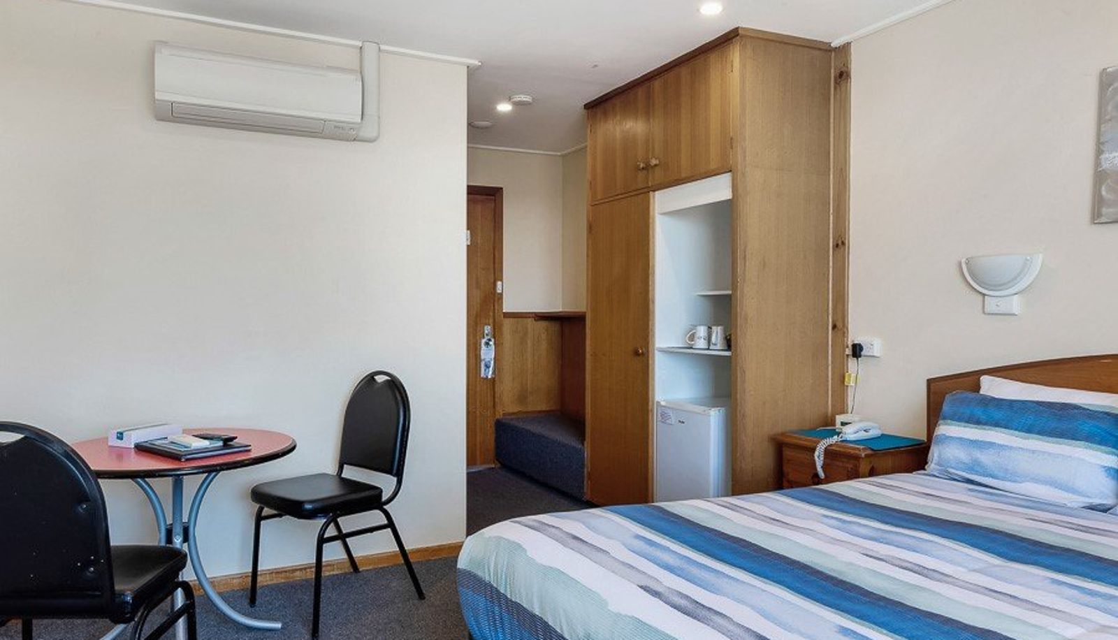 Zimmer - MARQUIS HOTEL MOTEL