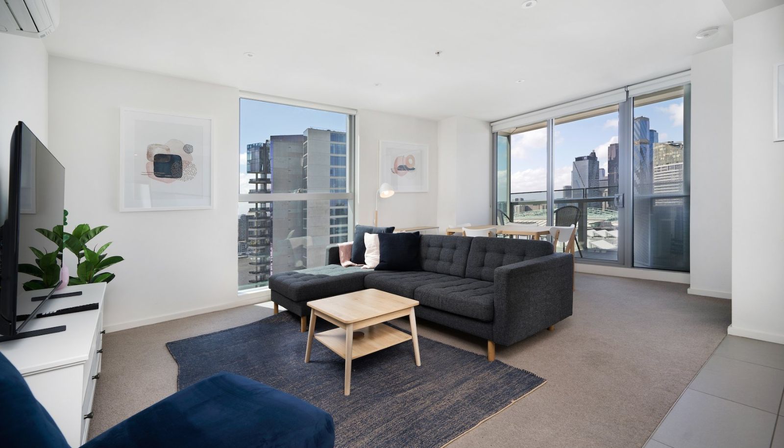 Zimmer - Astra Apartments Melbourne - Docklands