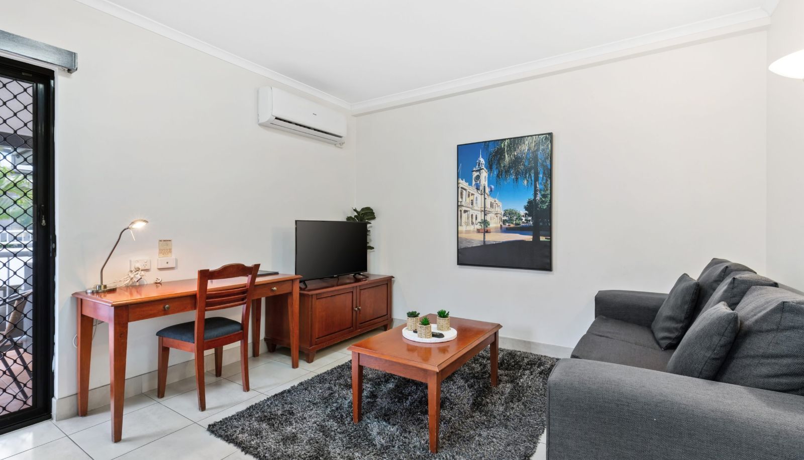 Zimmer - Coffee House Apartment Motel