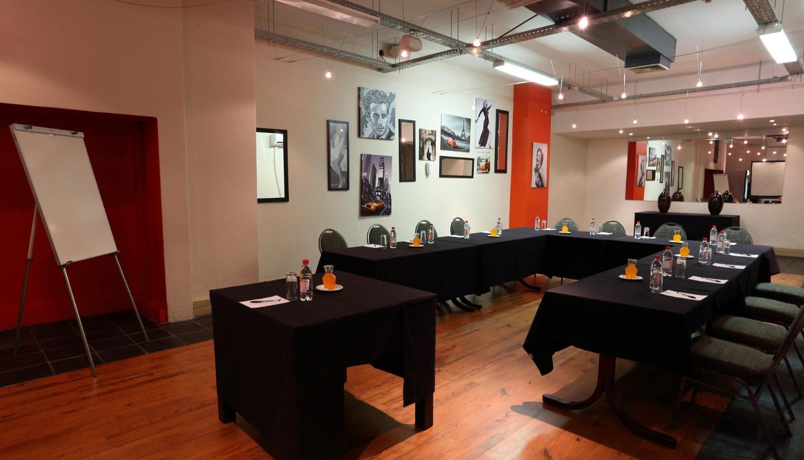 Conference room - Athenian Cascadess