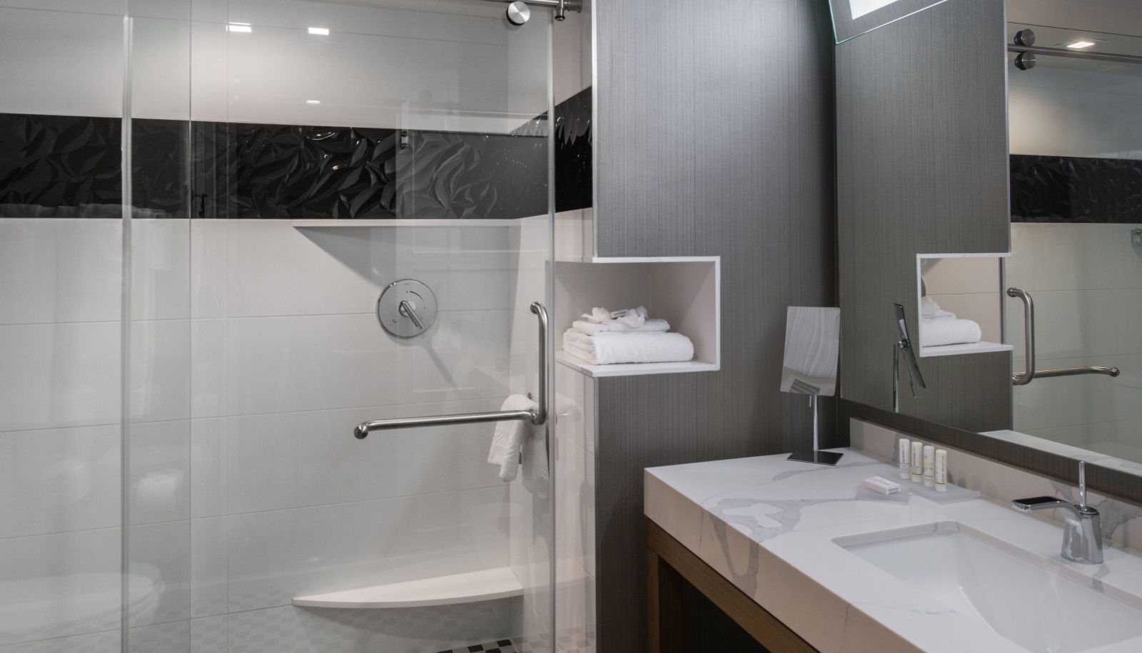 Zimmer - Courtyard by Marriott Temecula Murrieta
