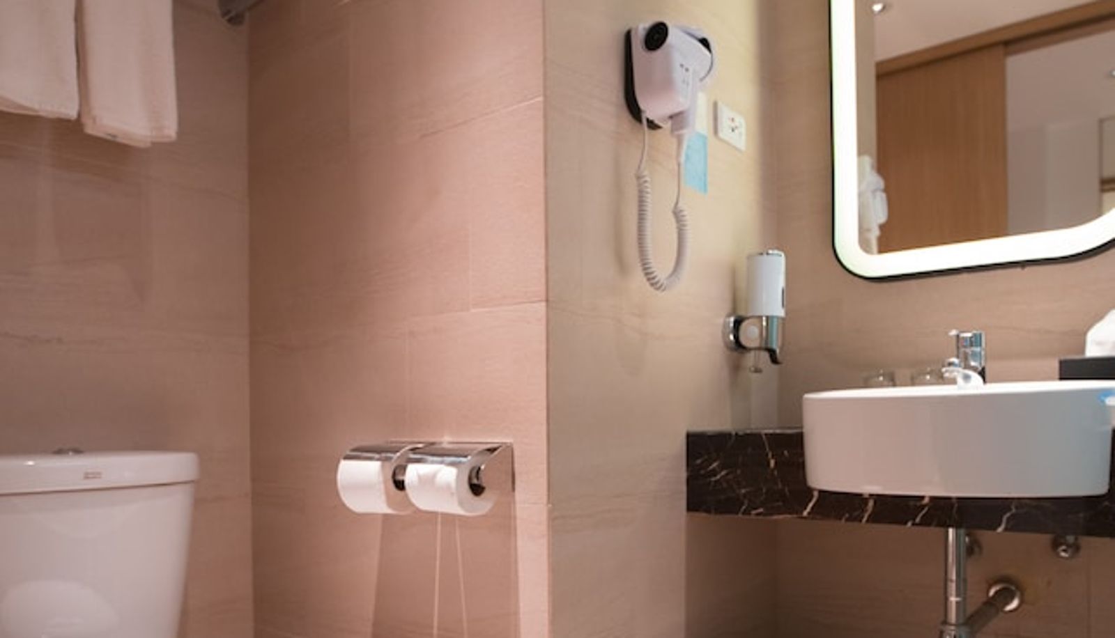 Apartment - Holiday Inn Express MANILA NEWPORT WORLD RESORTS by IHG