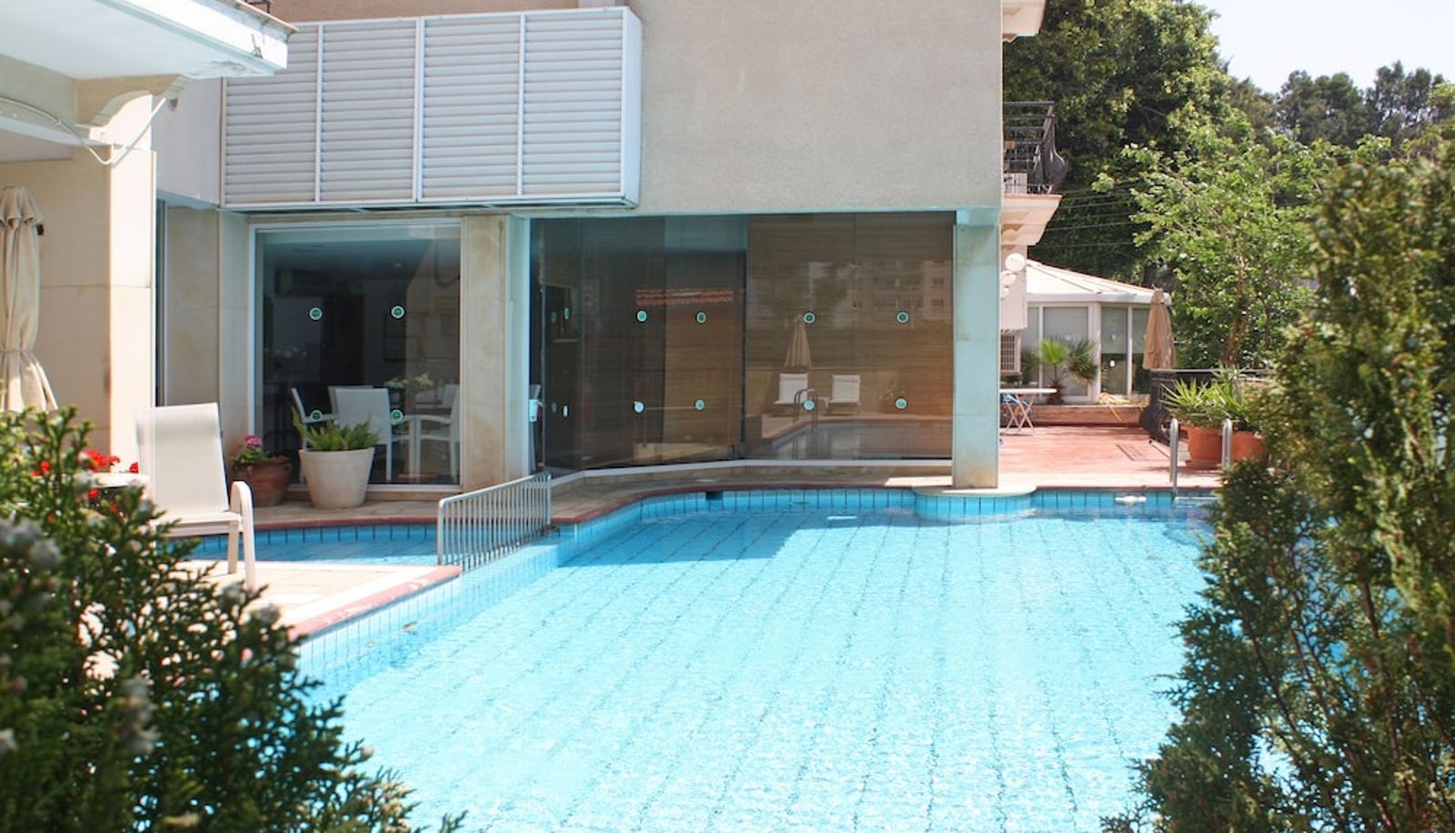 Piscine - Chrielka Hotel Apartments