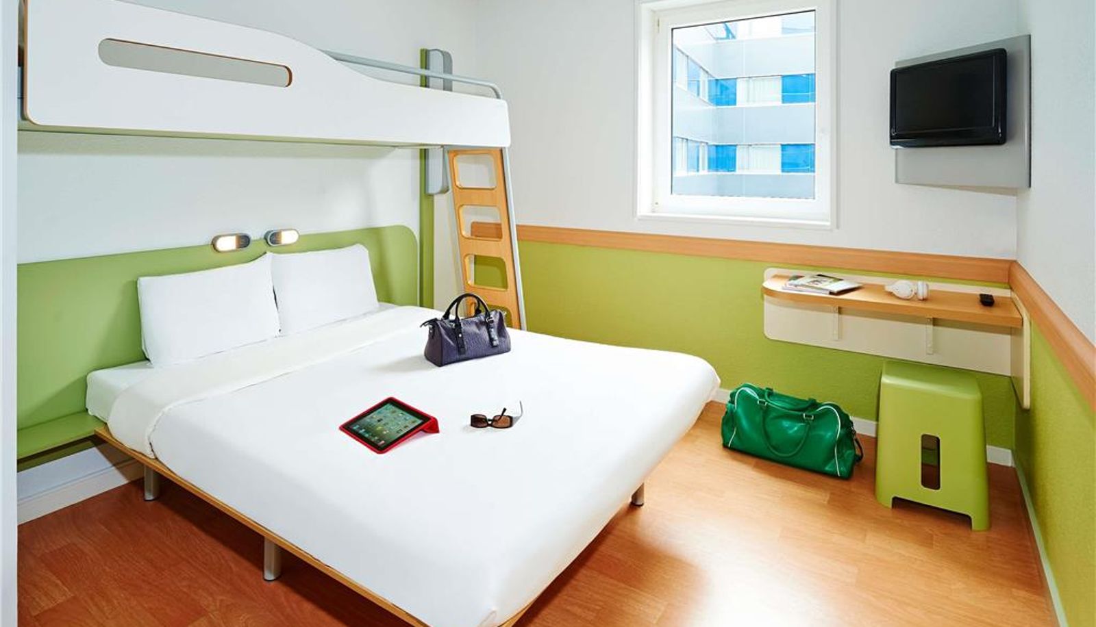 Room - ibis budget Leeds Centre Royal Armouries Museum