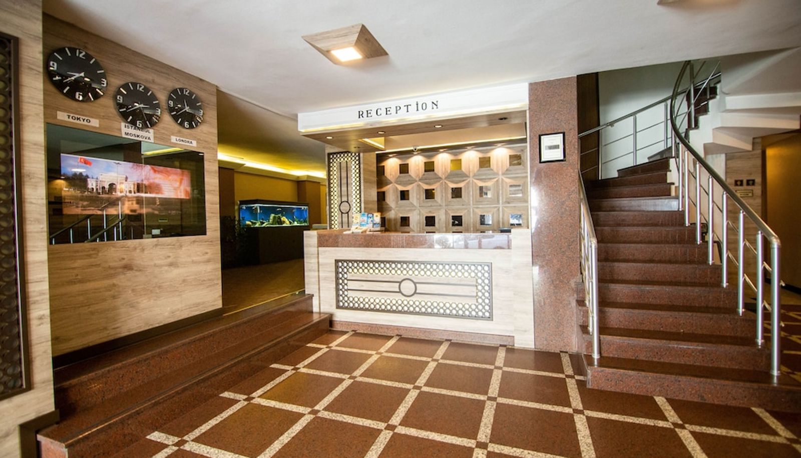 Reception - Sahinler Hotel