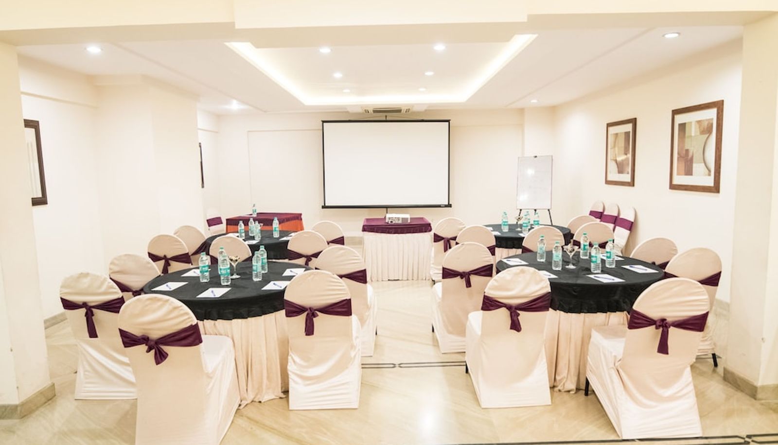 Sala de reuniones - THE FERN RSDENY YESHWANTHPUR BY MARRIOTT