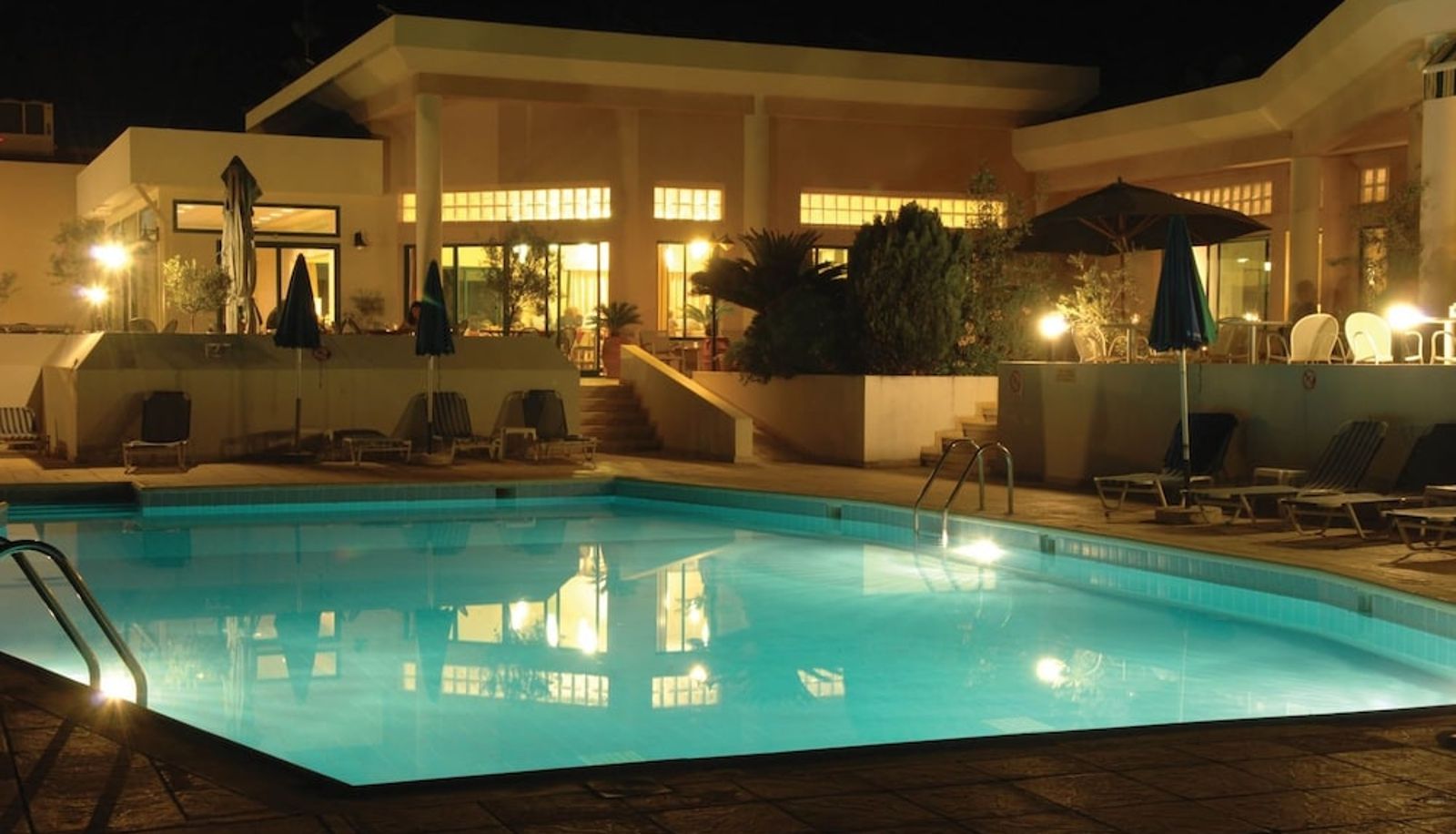 Pool - Natura Beach Hotel and Villas
