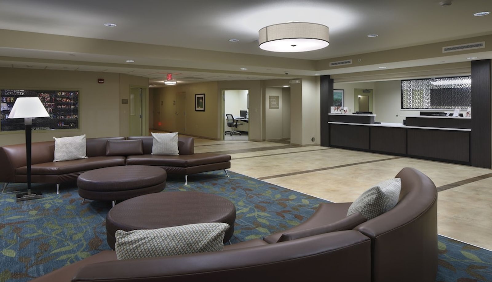 Lobby - Candlewood Suites NEWARK SOUTH - UNIVERSITY AREA by IHG