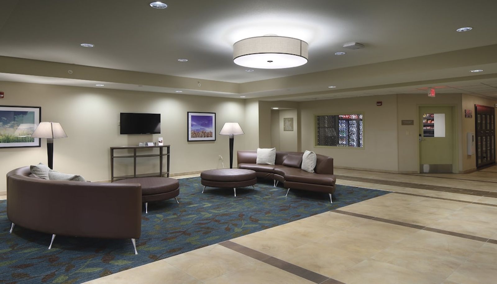 Lobby - Candlewood Suites NEWARK SOUTH - UNIVERSITY AREA by IHG