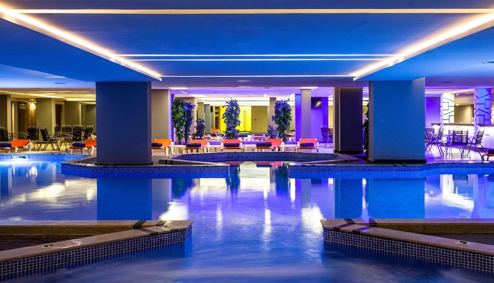 Zwembad - Savoy Le Grand Hotel