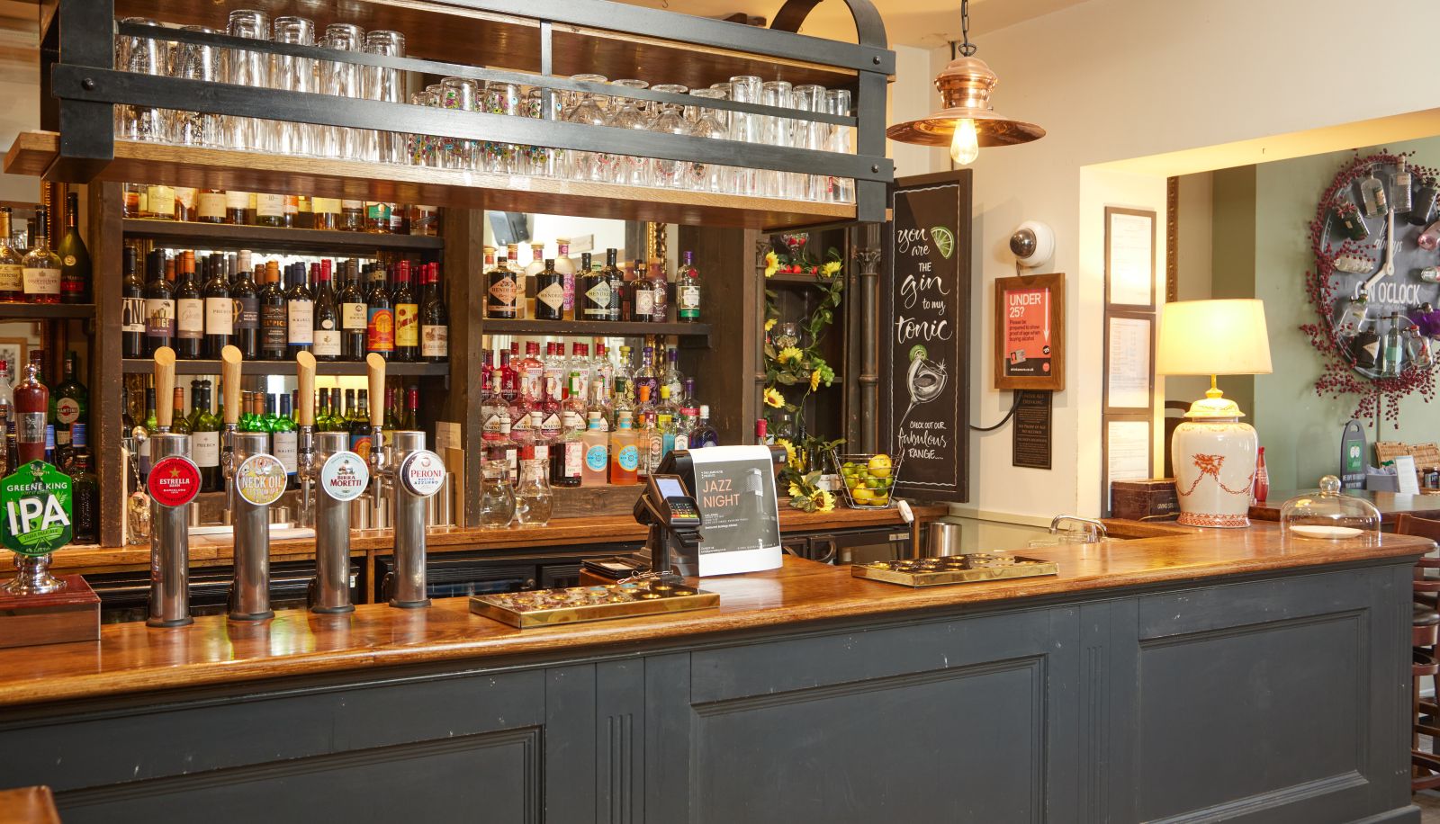 Bar - Lamb Hotel