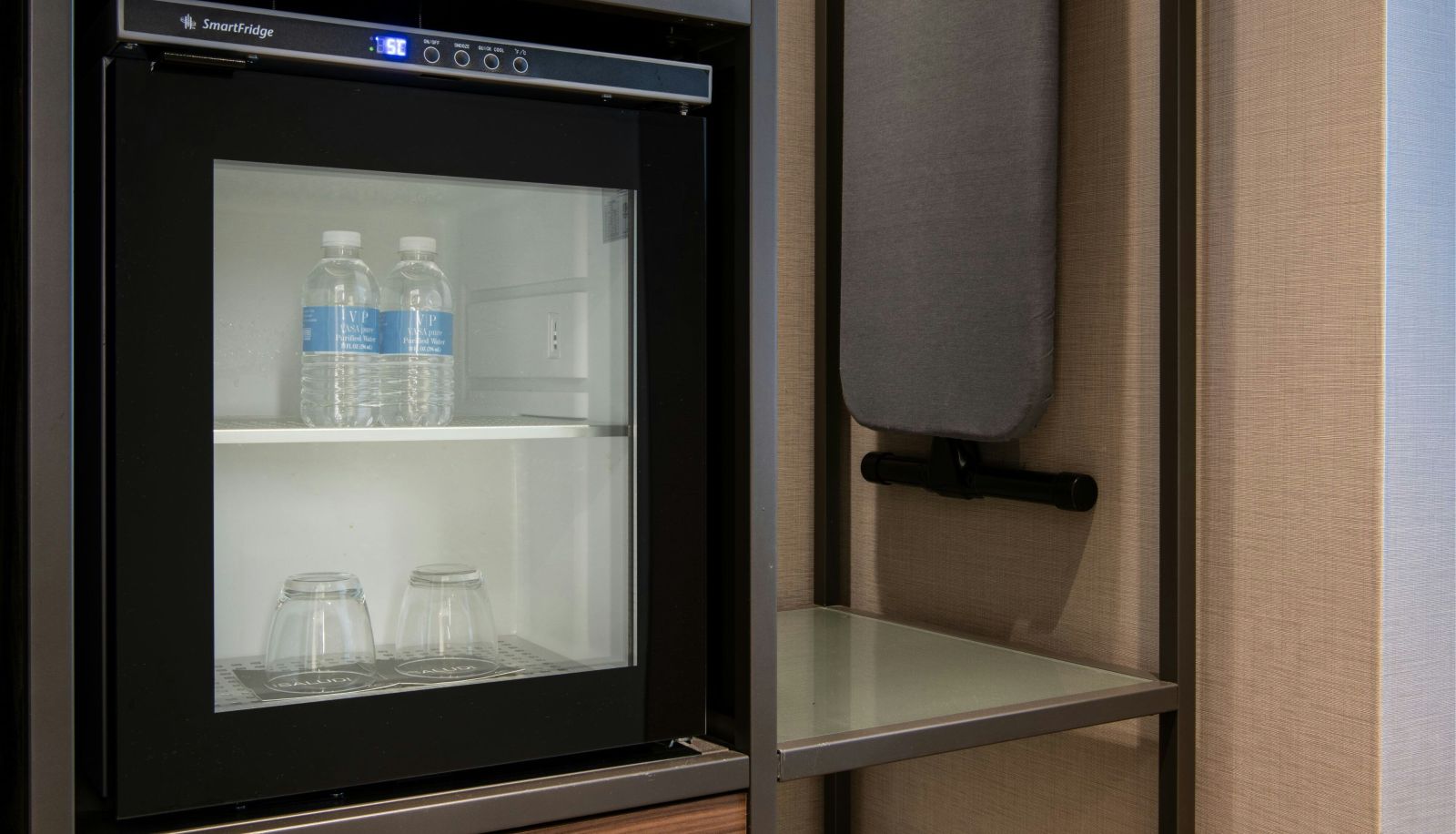 Room - AC Hotels by Marriott Seattle Bellevue Downtown