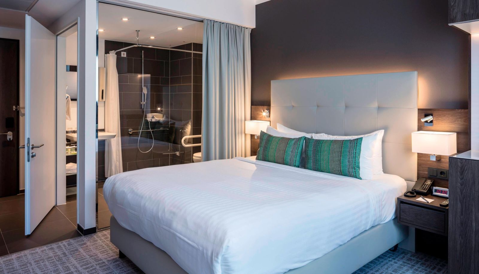 Room - Courtyard by Marriott Wolfsburg