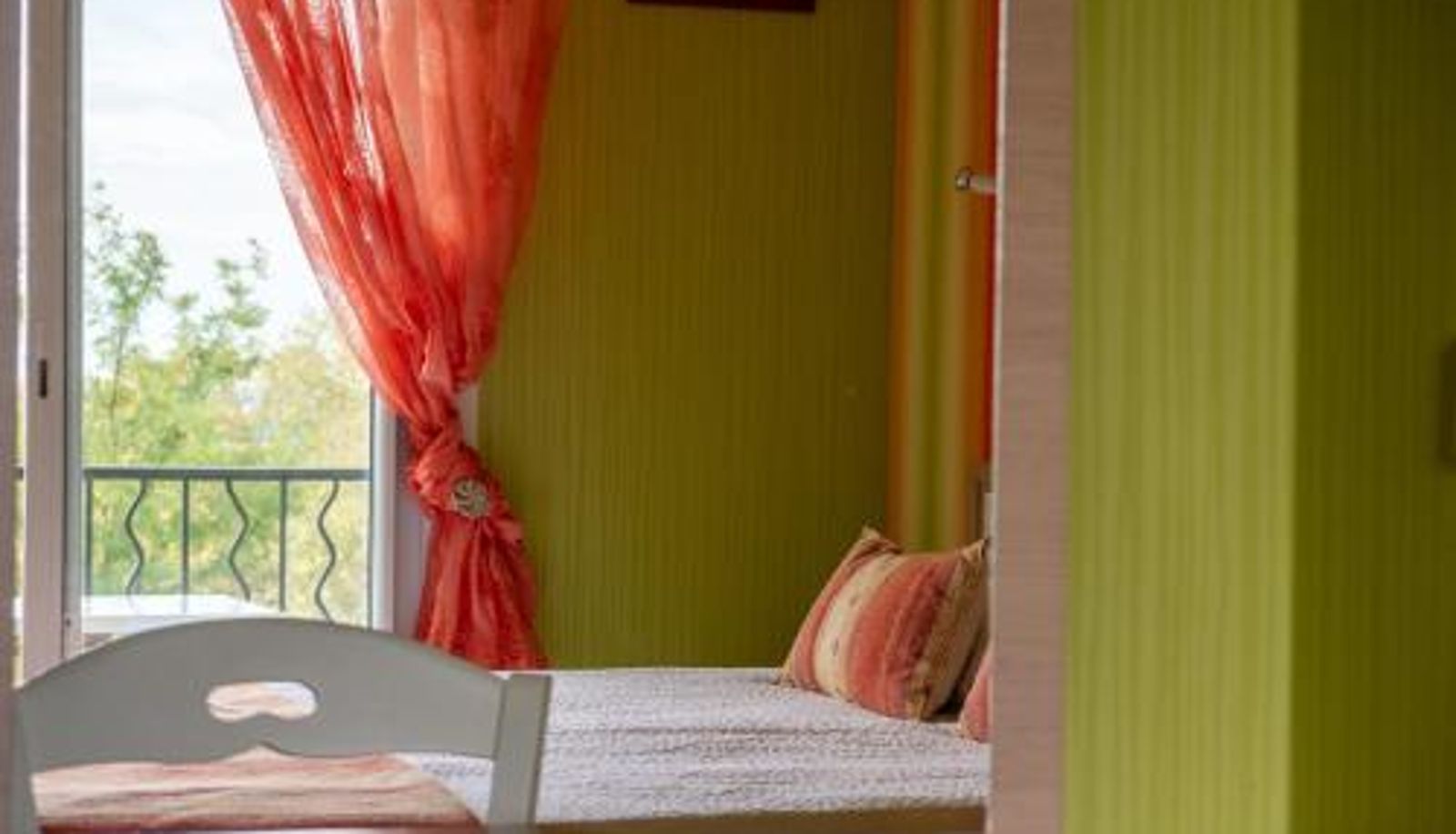 Room - Logis Hôtel & Restaurant Aux Tauzins