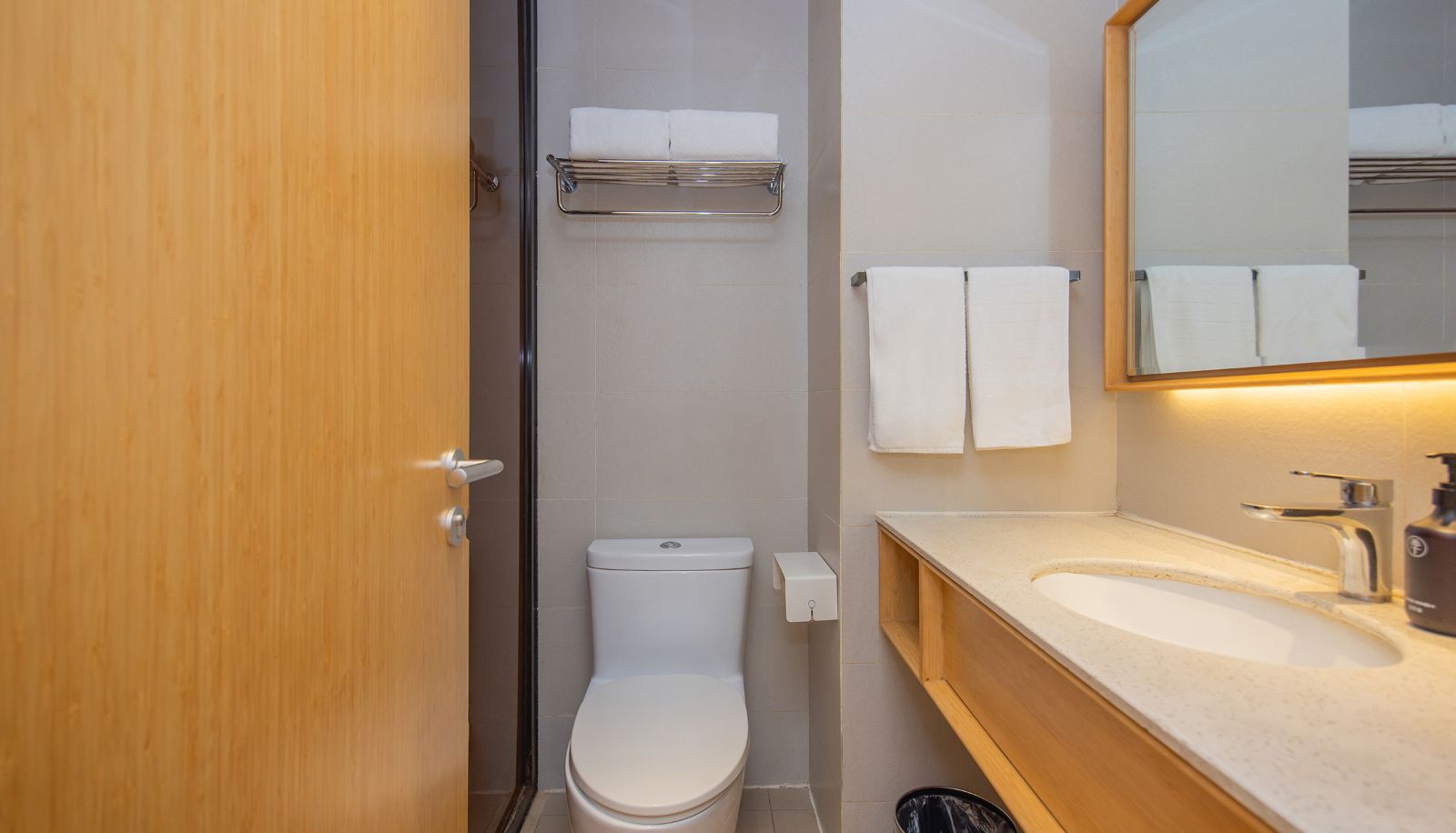 Zimmer - All season Urumqi Railway Bureau Hotel (Domestic Only)