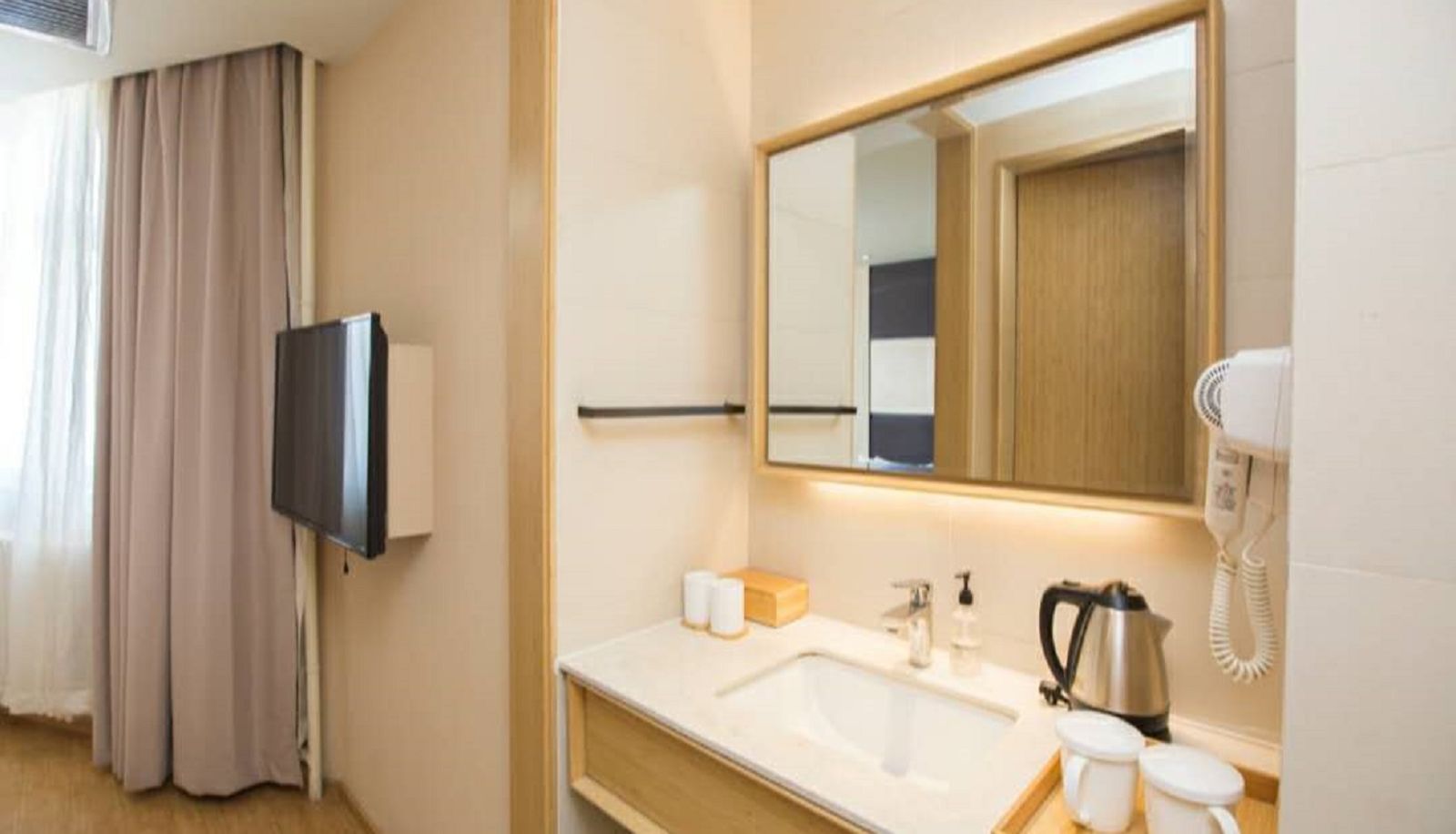 Room - All season Zhongshan Road Hotel in Urumqi (Domestic Only)