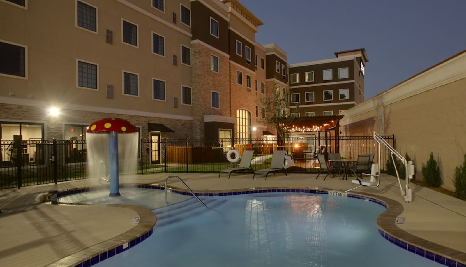 Pool - Staybridge Suites PLANO - THE COLONY by IHG