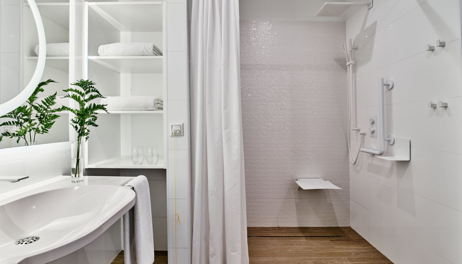 Camera - Hotel Indigo WARSAW - NOWY SWIAT by IHG