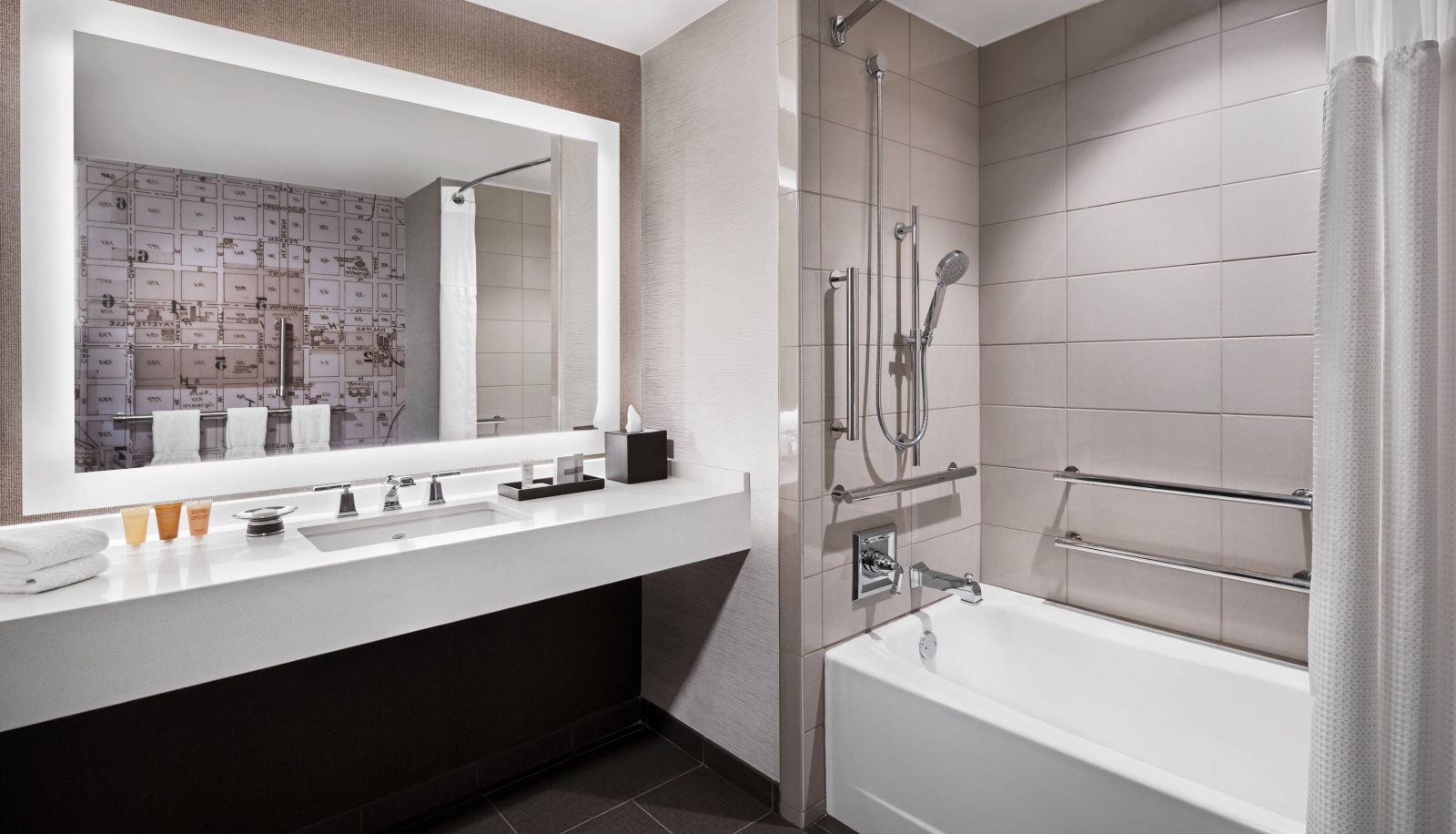 Room - The StateView Hotel Autograph Collection