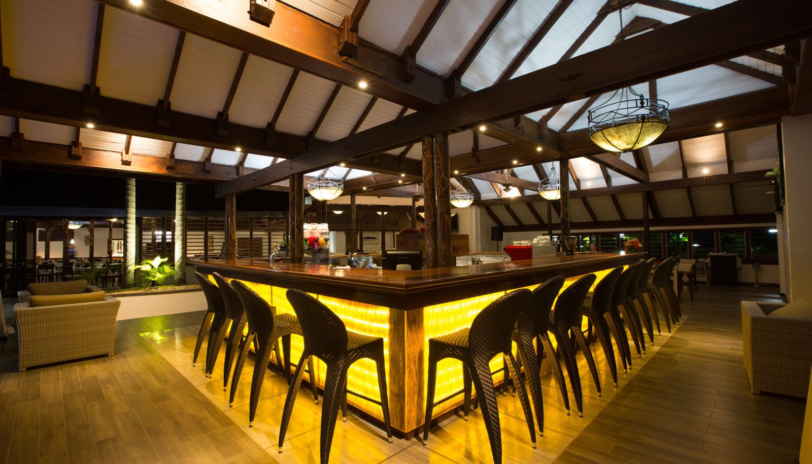 Bar - Iririki Island Resort and Spa
