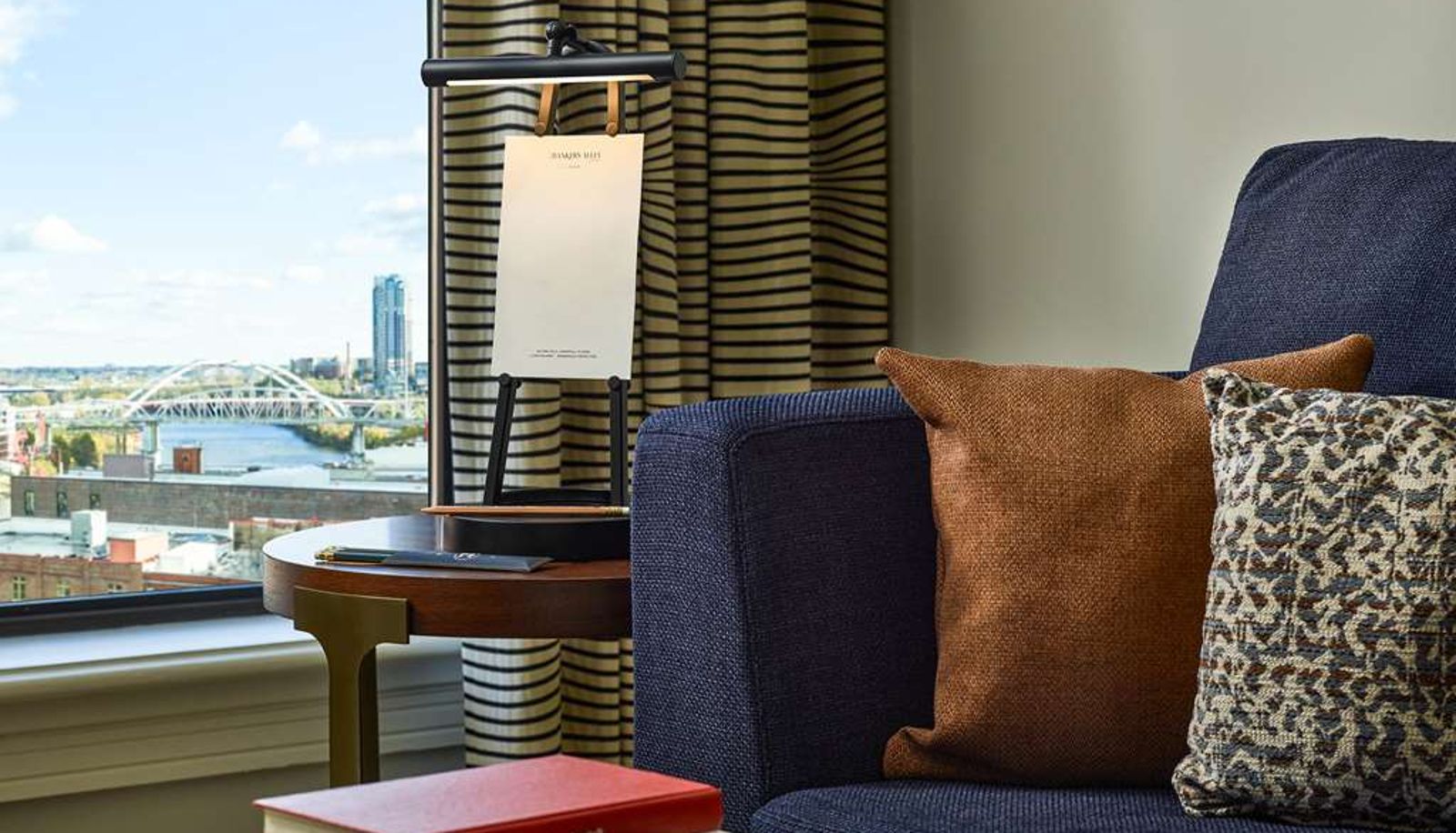 Room - The Bankers Alley Hotel Nashville Tapestry Collection by Hilton