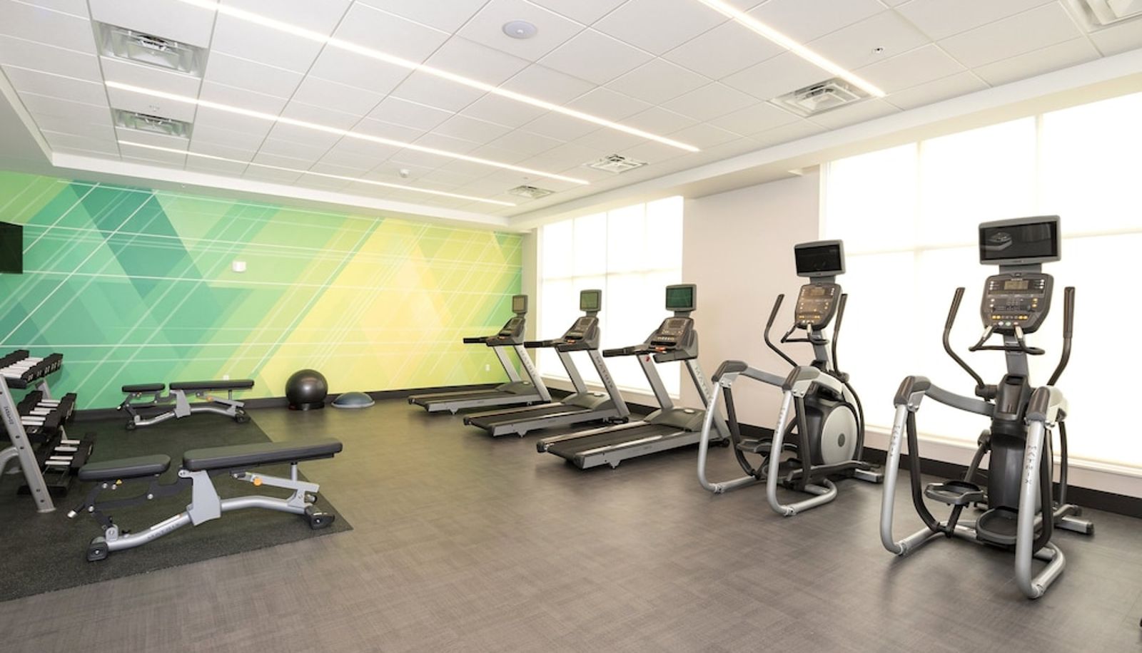Pool - Holiday Inn & Suites MOUNT PLEASANT by IHG