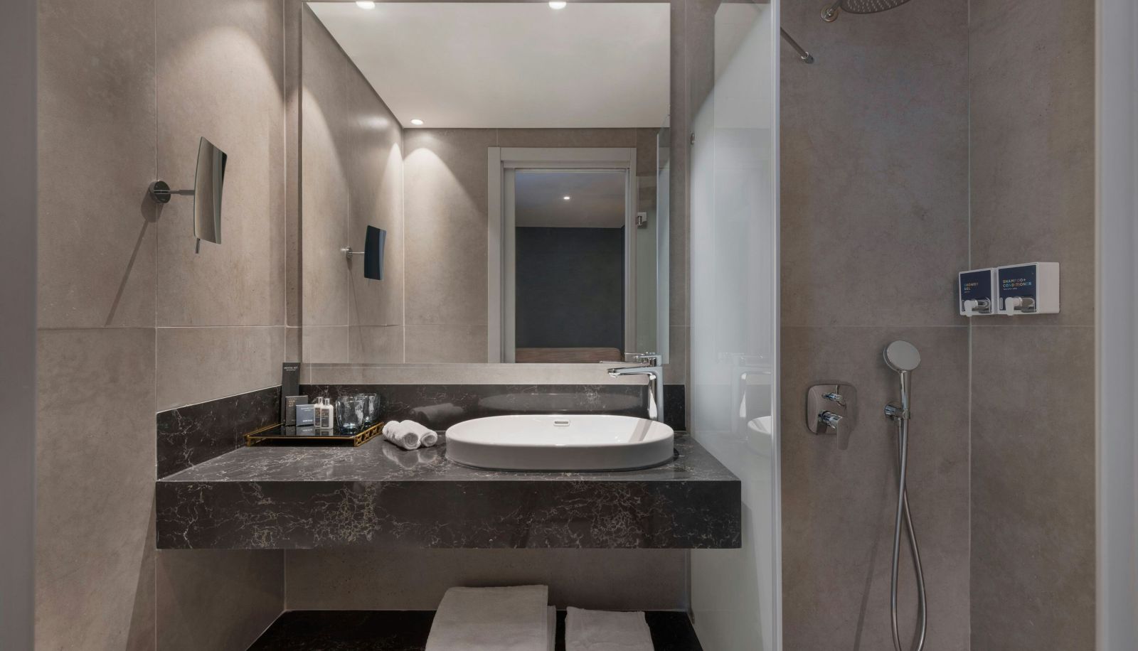 Zimmer - Publica Isrotel Autograph Collection