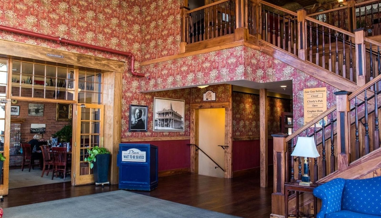 Hall - Weatherford Hotel