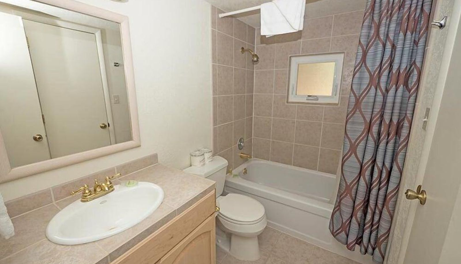 Triple room - 1519 Walkup 3 Bedroom Cabin