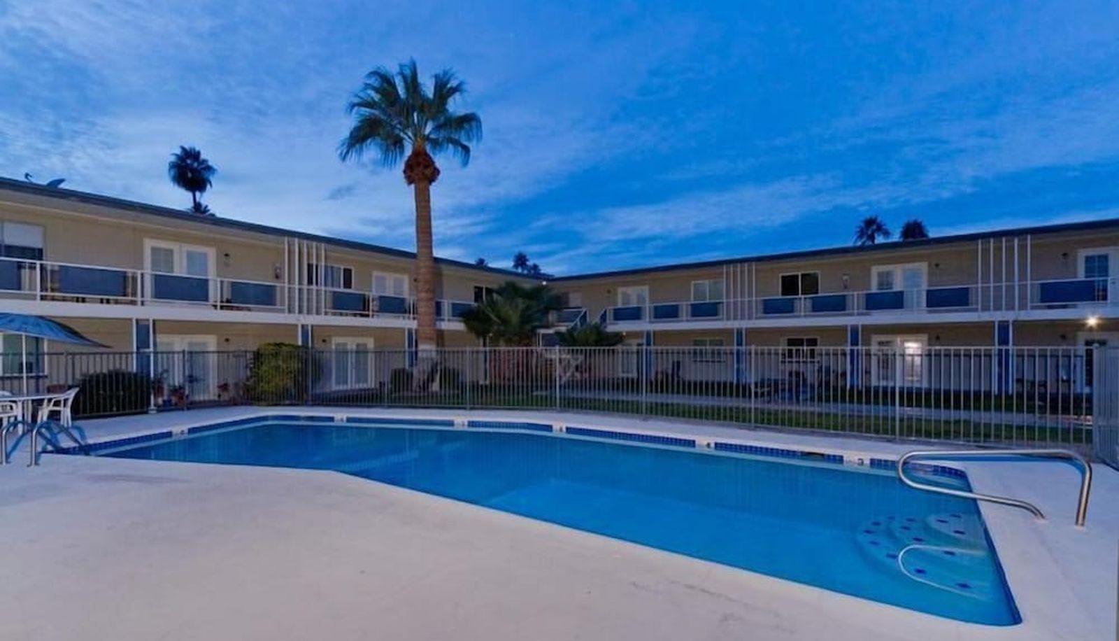 Pool - Old School By Signature Vacation Rentals