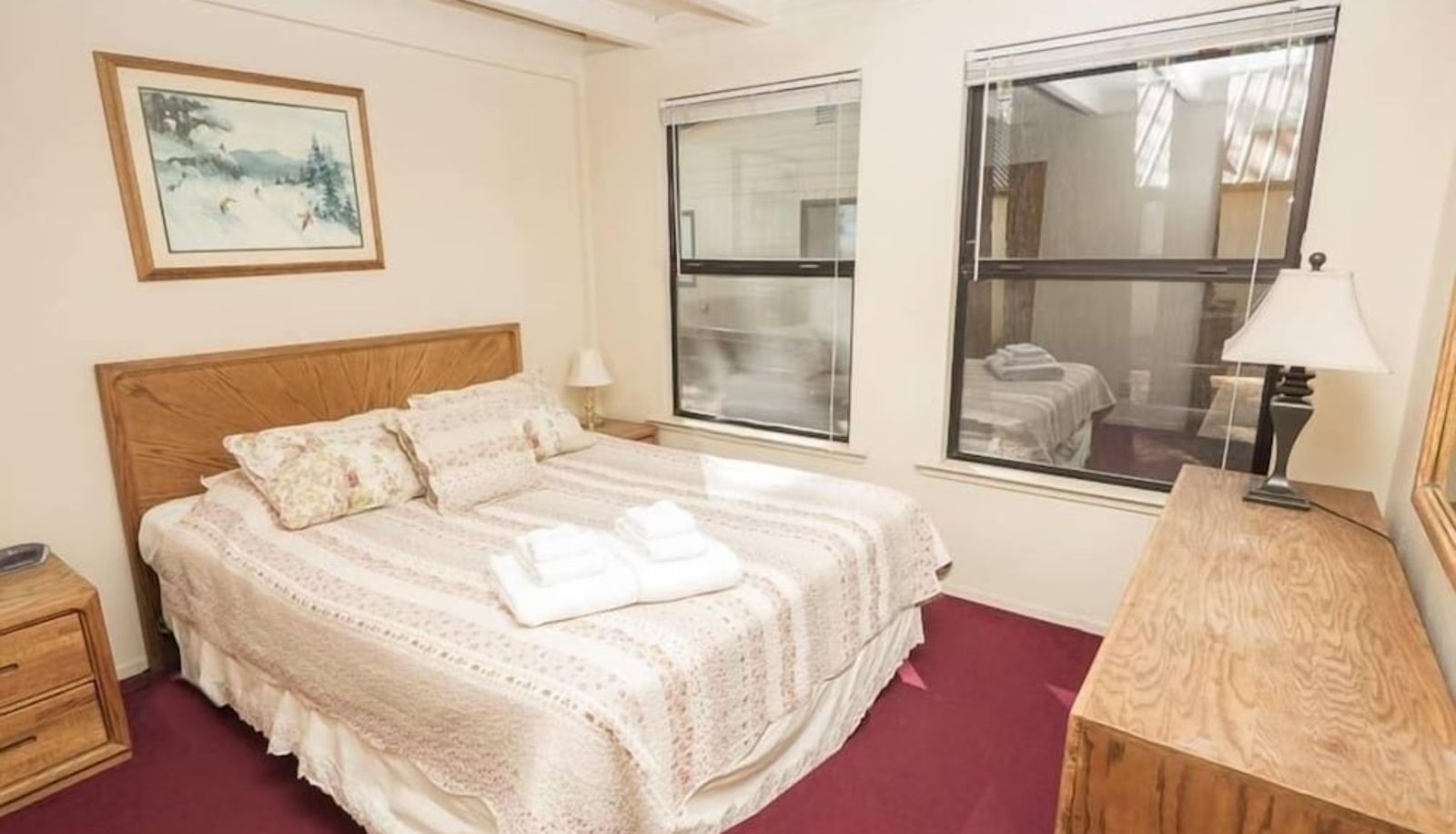 Apartment - 3195 Pasadena Avenue 6 Bedroom Home by RedAwning