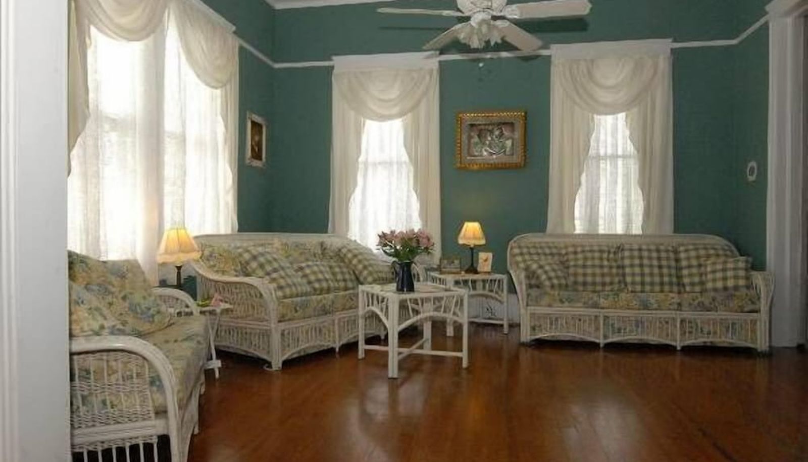 Lobby - Coastal Dreams Bed & Breakfast