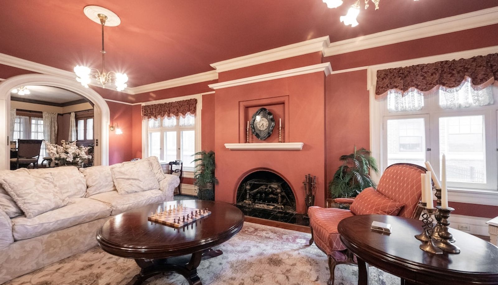 Hall - Stone Soup Inn