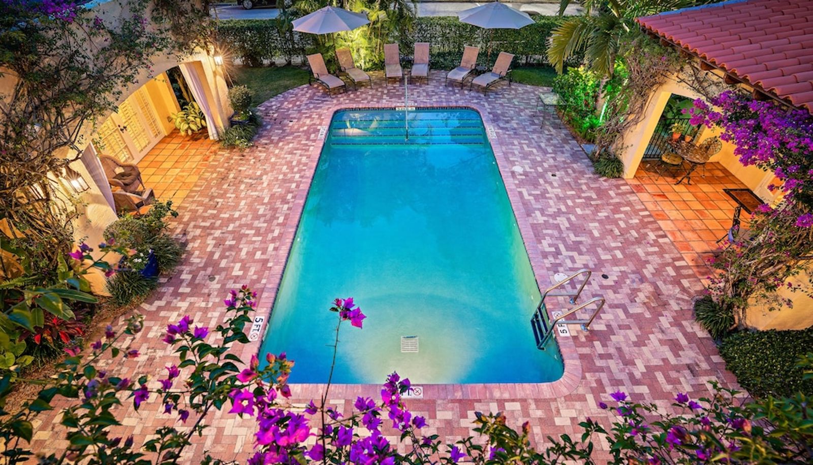 Pool - Grandview Gardens