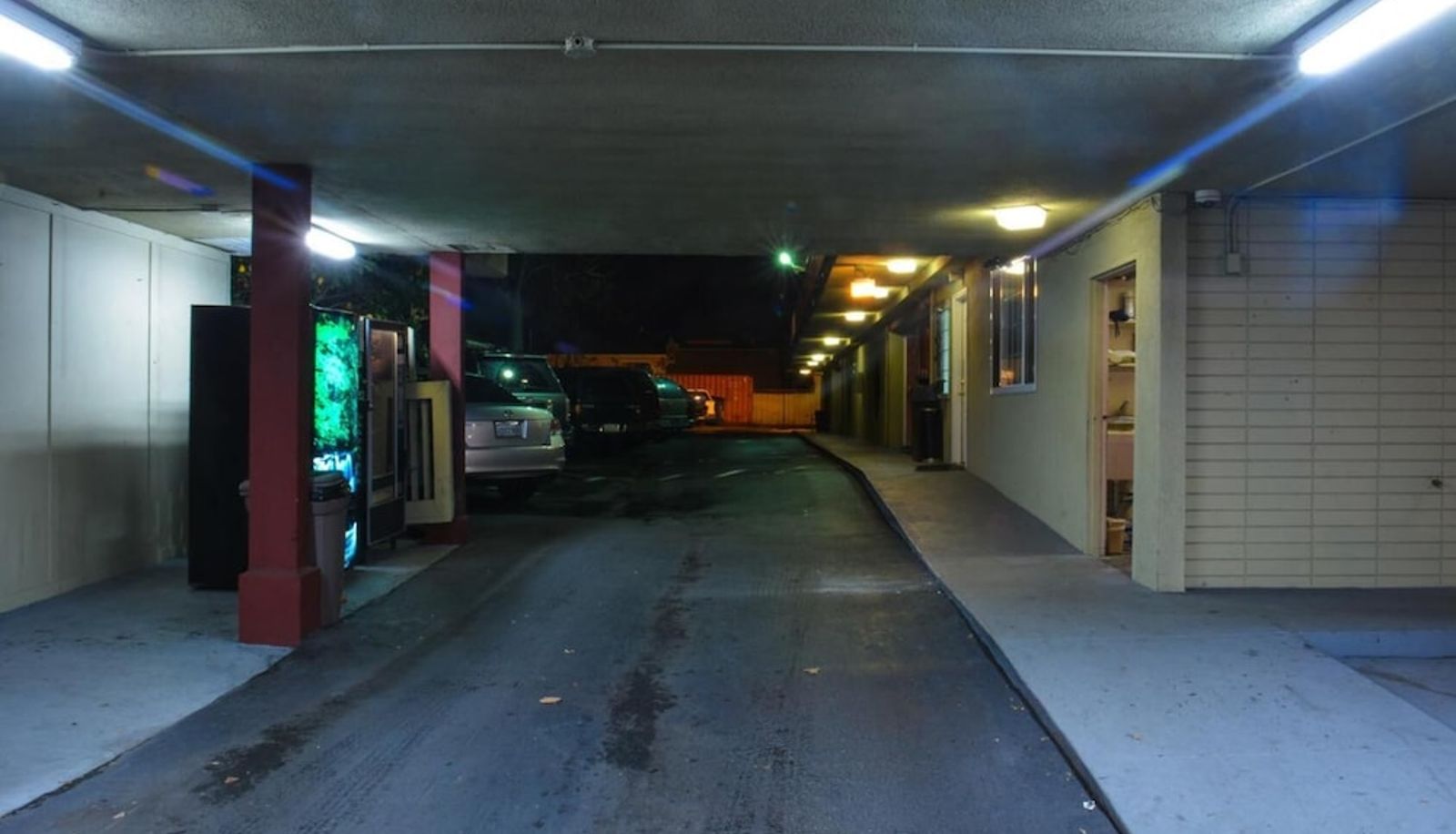 Información - The Flamingo Motel