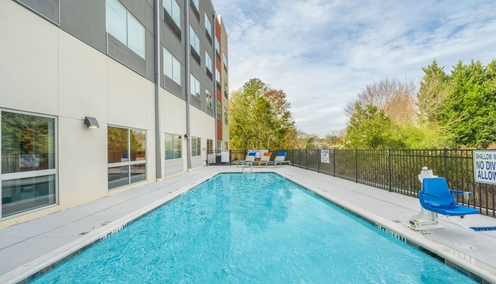 Pool - Holiday Inn Express & Suites GREENVILLE SE - SIMPSONVILLE by IHG