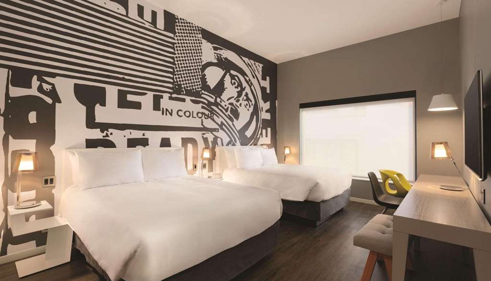 Room - Radisson RED Minneapolis Downtown