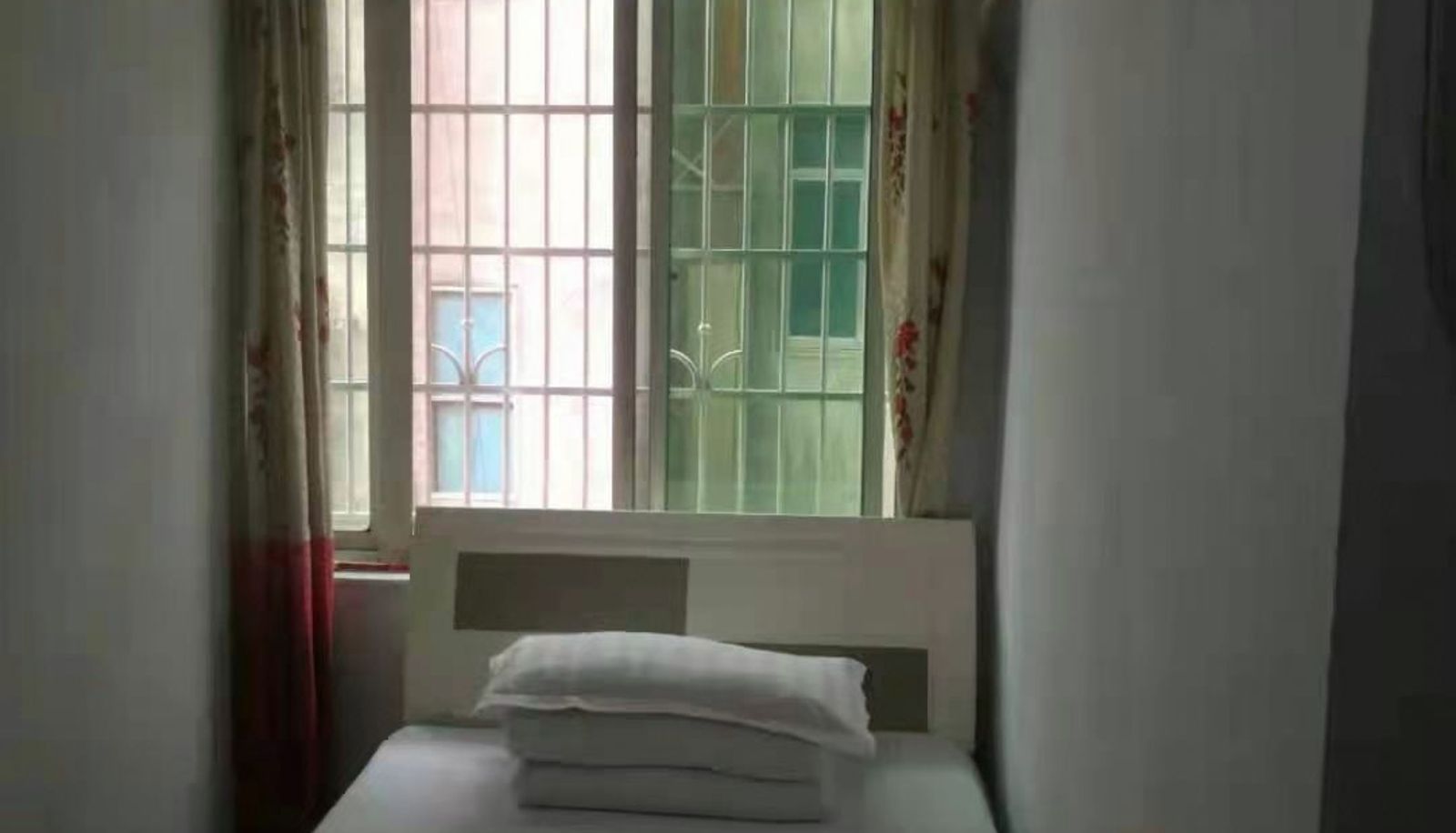 Chambre - Da Dongfang Hotel