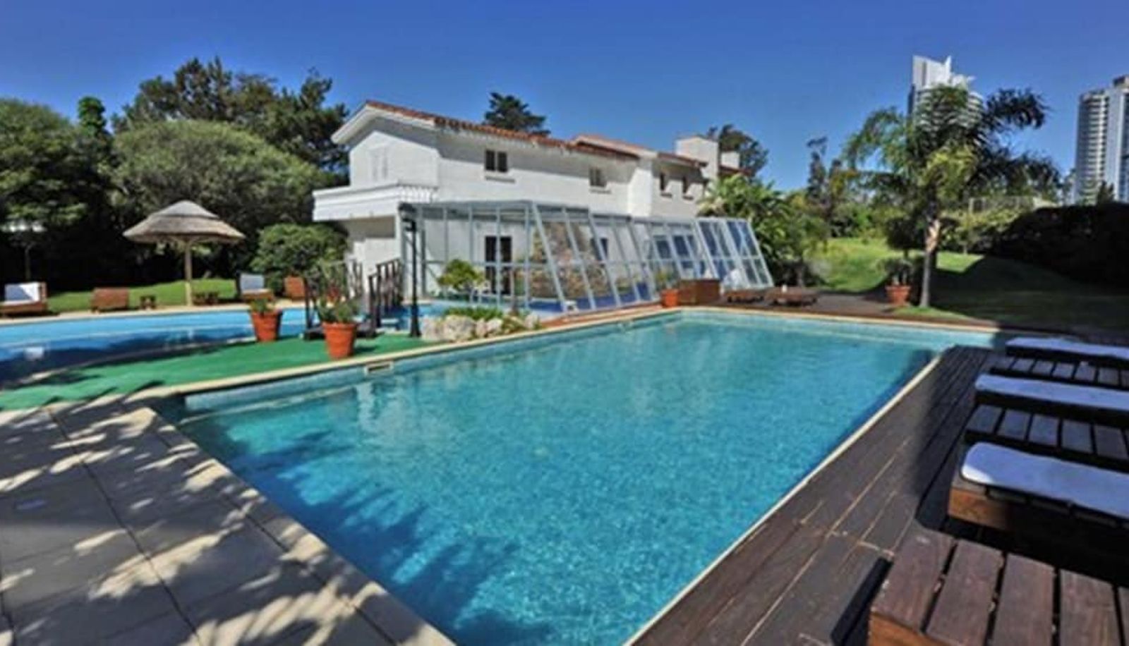 Pool - La Foret